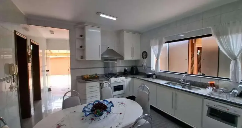 Casa de 3 suítes em osasco, área gourmet e 6 vagas - localização privilegiada ao lado do parque dos príncipes