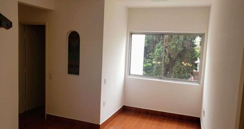 Apartamento com 2 dormitórios para alugar, 61 m² por R$ 4.290,00/mês - Moema - São Paulo/SP