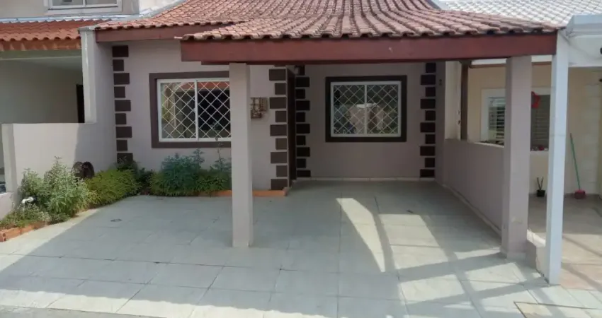 Casa em condomínio fechado com 2 quartos à venda no Bom Jesus, São José dos Pinhais 