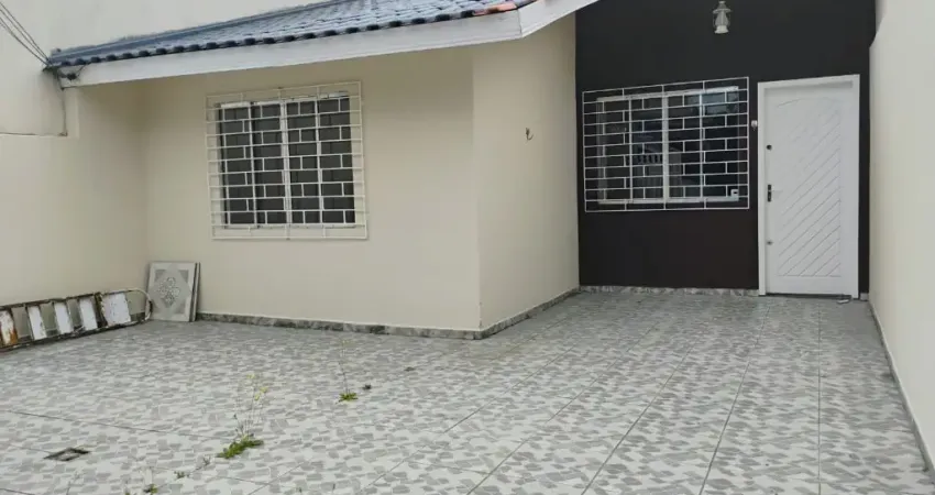 Excelente casa semimobiliada em São José dos Pinhais!