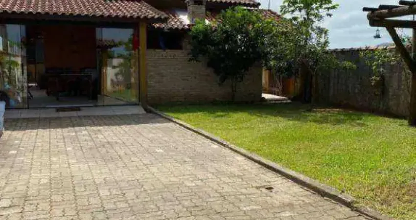 Casa com 3 dormitórios à venda, 200 m² por R$ 340.000,00 - Balneário Mar Azul - Ilha Comprida/SP