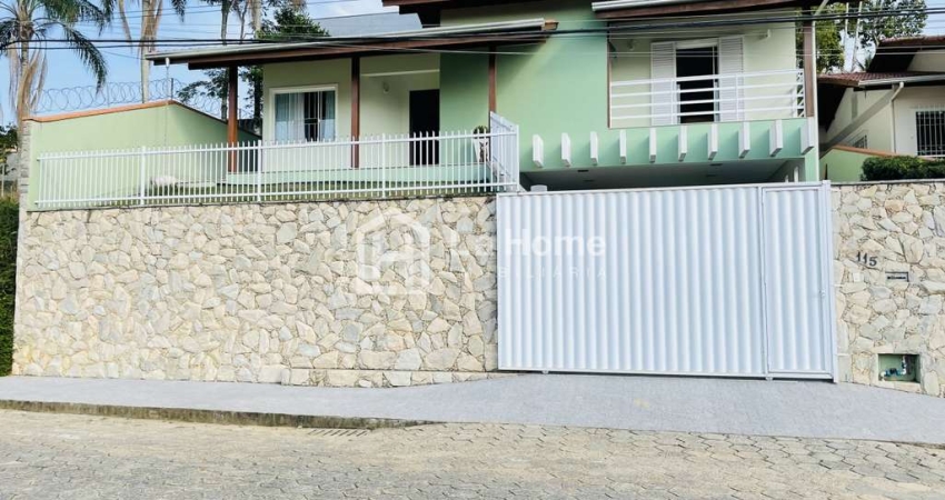 Casa com 3 quartos à venda no Velha Central, Blumenau 