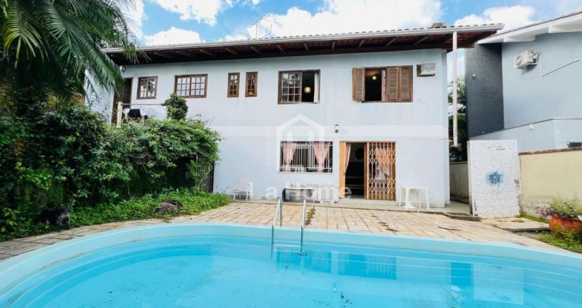 Casa com 4 quartos à venda na Escola Agrícola, Blumenau 