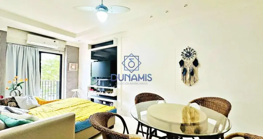 Apartamento reformado com lazer completo na praia da enseada