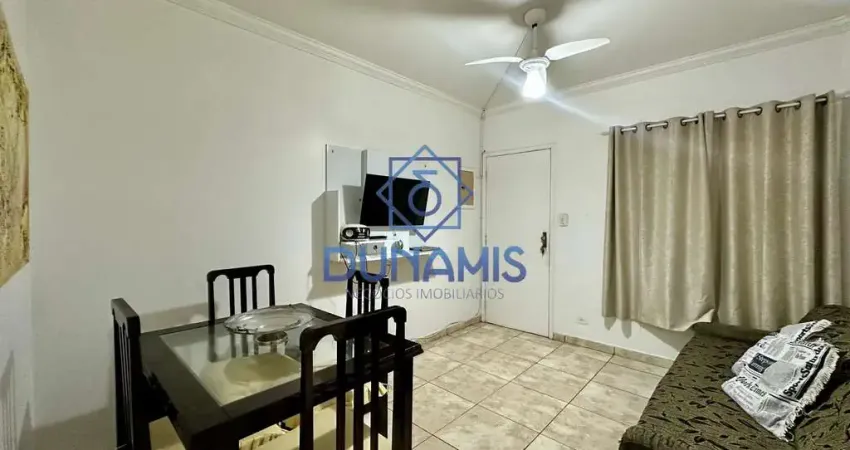 Apartamento 1 dormitório à  venda na praia da enseada - 2 quadras da praia