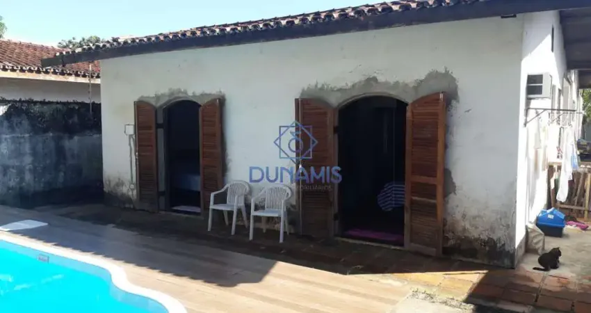 Oportunidade casa 600 metros da praia da enseada - com piscina