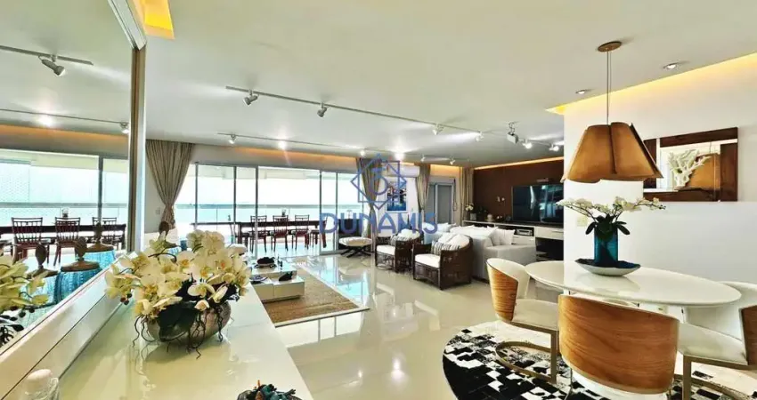 Apartamento alto padrão totalmente reformado na praia da enseada