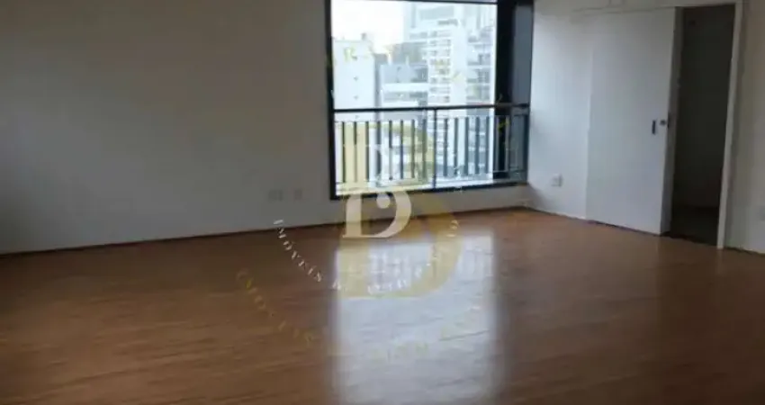 Apartamento duplex moderno e sofisticado, localizado em moema.