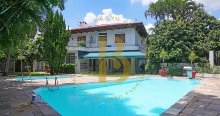 Casa de vila com 678 m², 4 quartos sendo 4 suítes à venda no bairro morumbi.