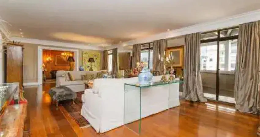 Apartamento com 400 m², 4 quartos sendo 3 suítes à venda no bairro itaim bibi.