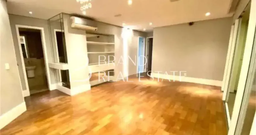 Apartamento com 137 m², 4 quartos sendo 2 suítes à venda no bairro Moema.