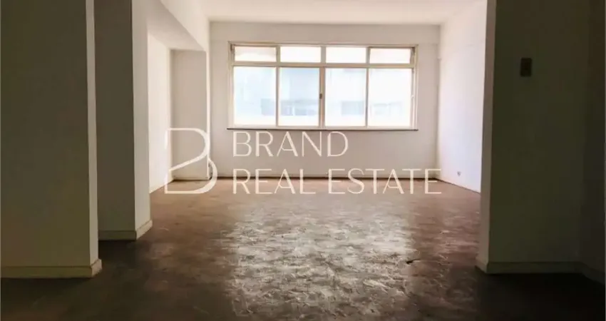 Apartamento á venda de 170m², com 03 dormitórios e 01 vaga no bairro Jardim Paulista.