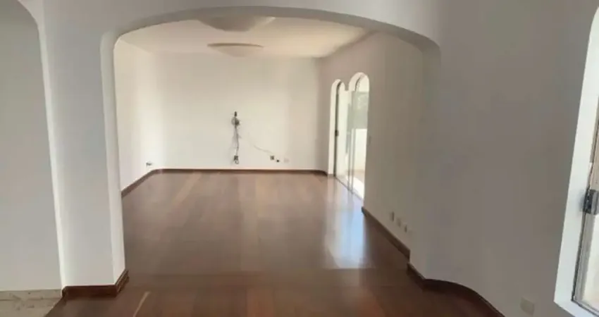 Apartamento á venda de 196 m², com 4 quartos e 3 vagas no bairro jardim américa.