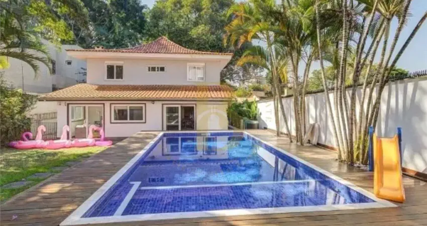 Casa de vila com 360 m², 4 quartos sendo 2 suítes à venda no bairro jardim marajoara.