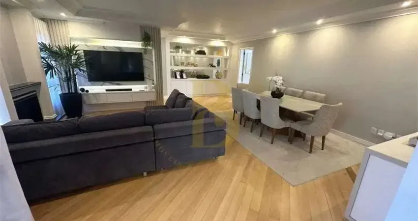 Apartamento à venda com 156 m², sendo 3 suítes, em moema pássaros.