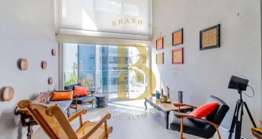 Apartamento penthouse, um por andar com hall social privativo e elevador com biometria.