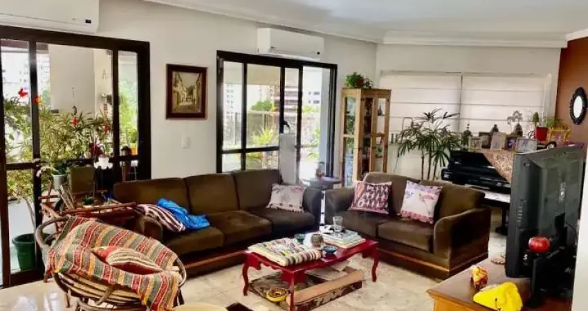 Apartamento com 197 m², 3 quartos sendo 1 suíte à venda no bairro morumbi.