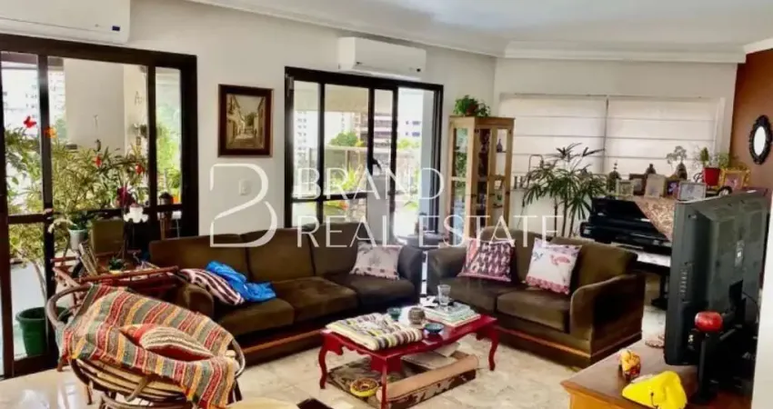 Apartamento com 197 m², 3 quartos sendo 1 suíte à venda no bairro Morumbi.