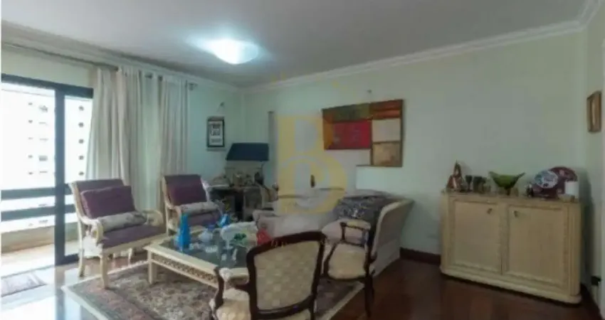 Apartamento à venda com 200 m², 4 quartos sendo 2 suítes, em moema.