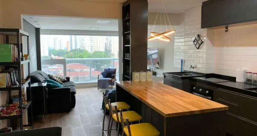 Apartamento com 70 m², 2 quartos sendo 1 suíte à venda no bairro campo belo.
