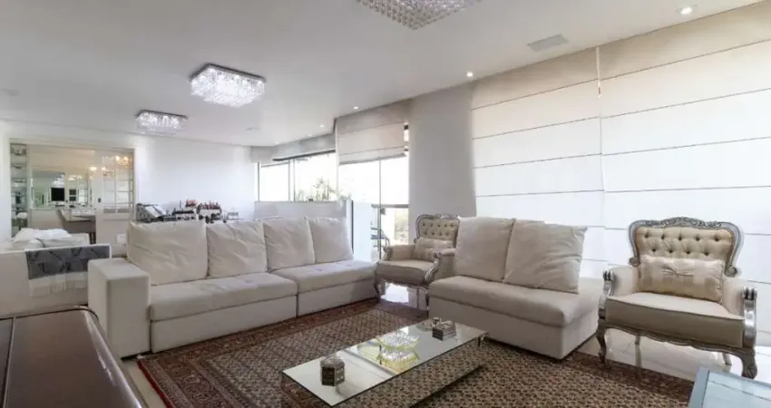 Apartamento com 260 m², 4 quartos sendo 3 suítes à venda no bairro aclimação.