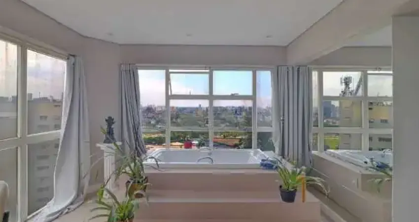 Cobertura com 400 m², 4 quartos sendo 3 suítes à venda no bairro panamby.