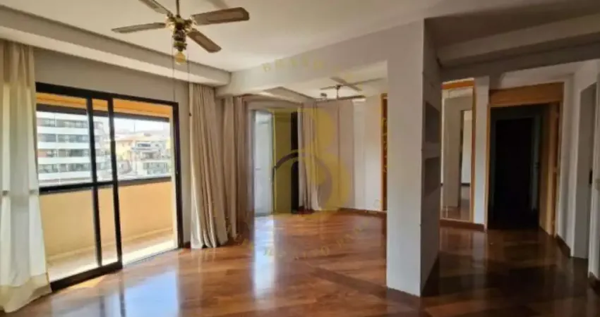 Apartamento à venda com 120 m², 3 quartos com 2 suítes, na aclimação.