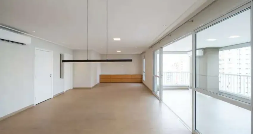 Apartamento com 3 quartos para alugar na Alameda dos Arapanés, 631, Moema, São Paulo