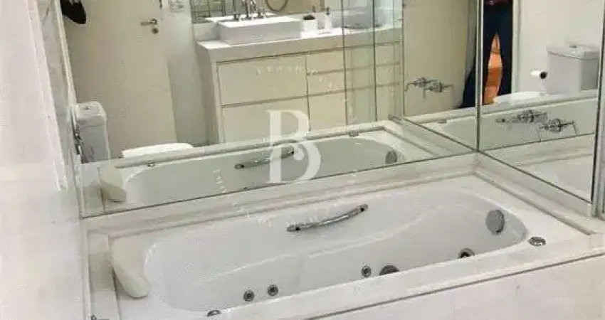 Apartamento com 3 quartos para alugar na Rua Canário, 160, Moema, São Paulo