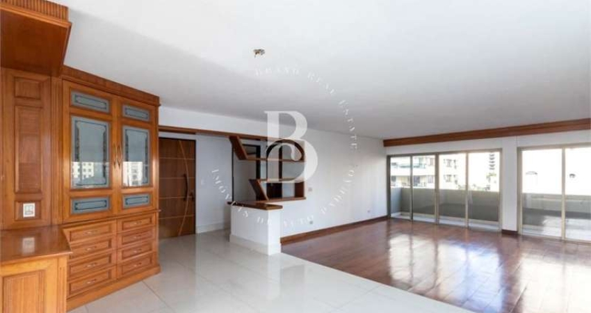 Apartamento com 4 quartos à venda na Avenida Chibarás, 505, Moema, São Paulo