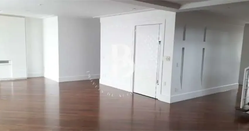 Terreno comercial para alugar na Alameda dos Arapanés, 631, Moema, São Paulo