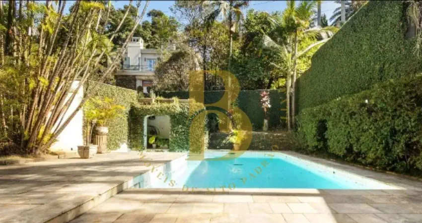 Casa de vila com 900 m², 6 quartos sendo 5 suítes à venda no bairro cidade jardim.