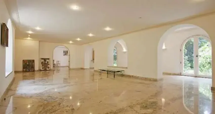 Casa com 624 m², 5 quartos sendo 5 suítes à venda no bairro jardim guedala.