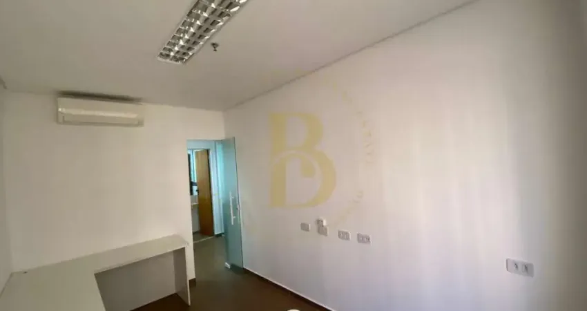 Sala comercial reformada com 34 m², 1 vaga, ar-condicionado