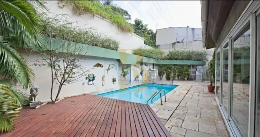 Casa com 550 m², 4 quartos sendo 2 suítes à venda no bairro cidade jardim.