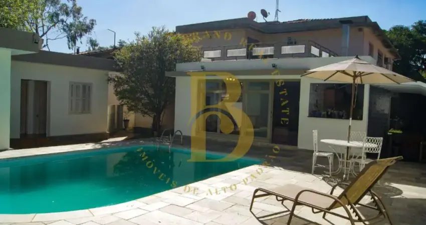 Casa com 377 m², 4 quartos sendo 2 suítes à venda no bairro alto de pinheiros.