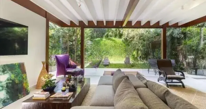 Casa com 292m², 3 quartos sendo 3 suítes à venda no bairro morumbi.