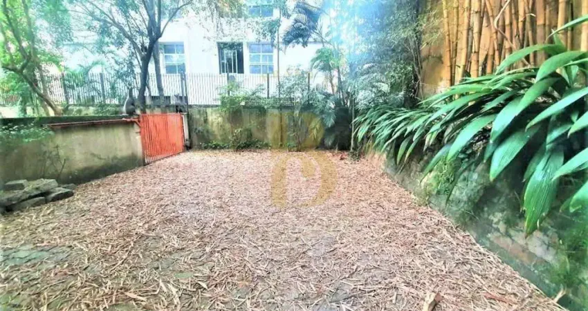 Casa comercial p/locação - 5 cômodos, 1 banheiros, 113m², 3 vaga