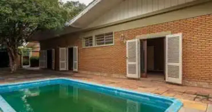 Casa com 400 m², 4 quartos sendo 2 suítes à venda no bairro vila madalena.