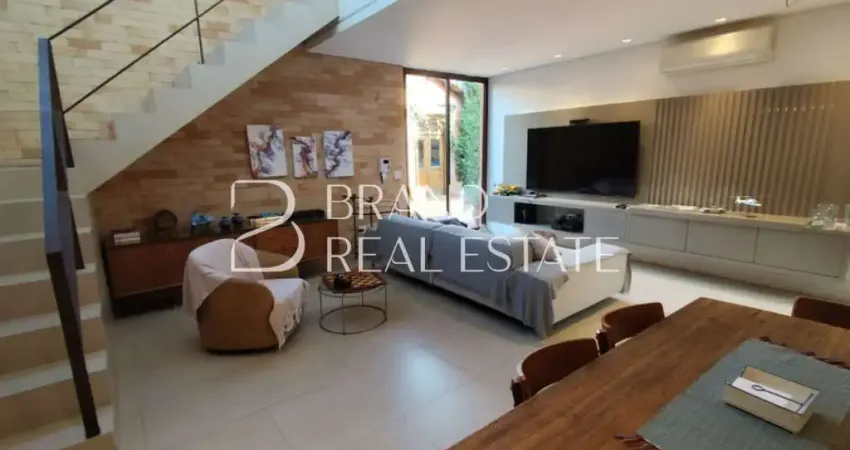 Casa com 400 m² de área construída, 5 quartos sendo 3 suítes à venda no bairro Vila Madalena.