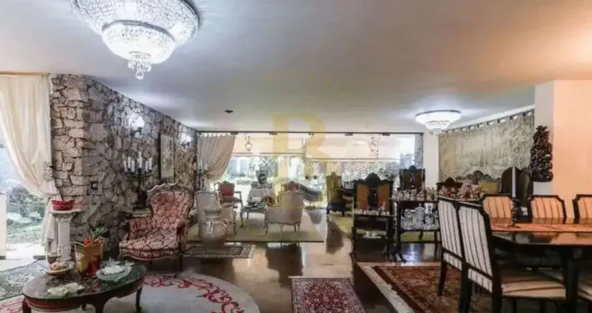 Casa com 735 m², 4 quartos sendo 2 suítes à venda no bairro alto da lapa.