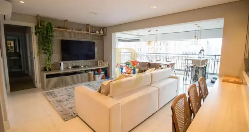 Apartamento à venda com 137m² - 3 quartos (3 suítes) - 3 vagas - 4 banheiros - reformado / sp