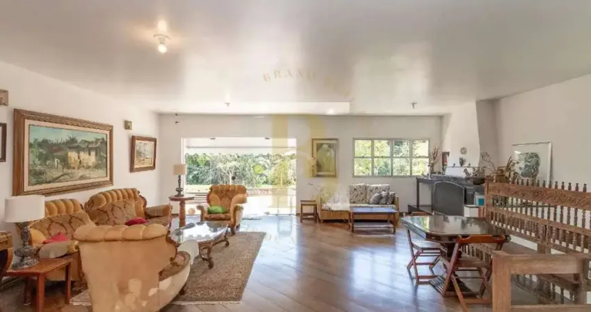 Casa à venda com 400m² - 3 quartos (1 suíte) 5 vagas - próx. metrô - alto da boa vista / sp