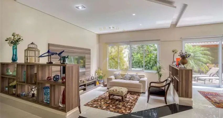 Casa à venda com 370m², 3 suítes, 6 vagas de garagem, reformada - alto da boa vista