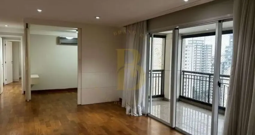 Apartamento á venda com 137m², 04 dormitórios e 03 vagas em moema.