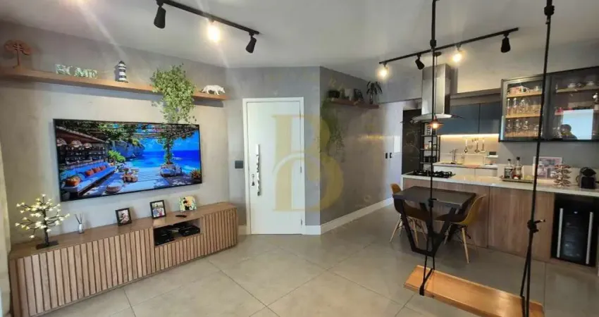 Apartamento á venda de 81m², com 02 dormitórios e 02 vagas no bairro aclimação