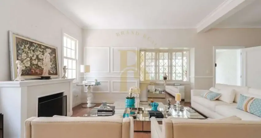 Casa à venda de 380m², com 5 dormitórios e 10 vagas na vila nova conceição