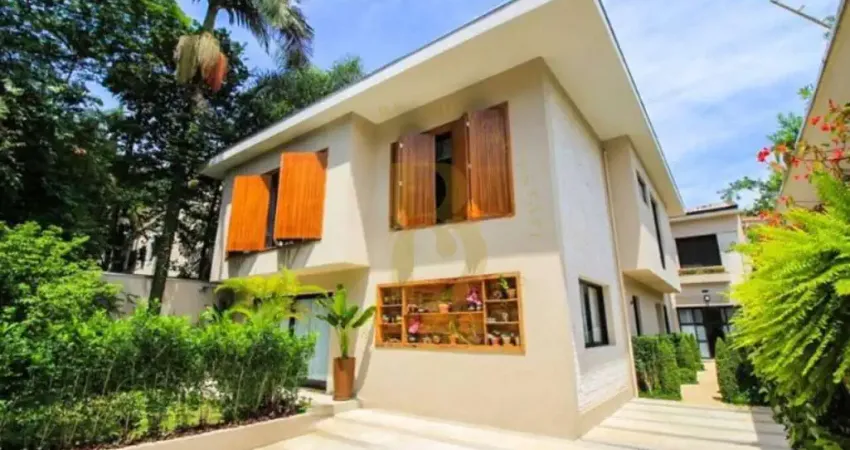 Casa com 550 m², 3 quartos (3 suítes) e 3 vagas à venda no jardim europa.