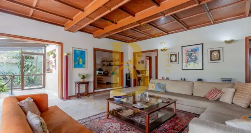 Casa com 4 quartos à venda na Rua Traipu, 878, Pacaembu, São Paulo