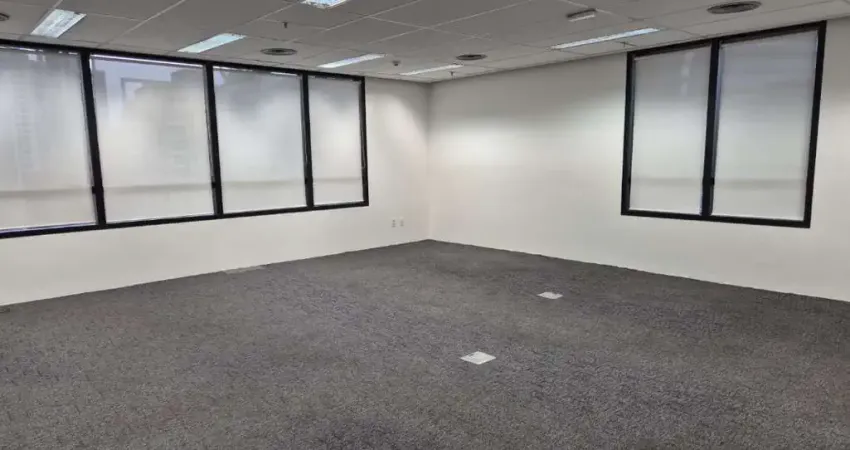 Sala comercial para alugar na Rua Helena, 260, Vila Olímpia, São Paulo